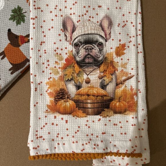 Casaba French Bulldog Fall Kitchen Towels Pumpkins & Leaves Thanksgiving NWOT - Picture 2 of 7
